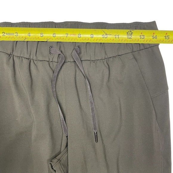 Lululemon On The Fly Pants Olive Green Size 6 - Picture 9 of 12